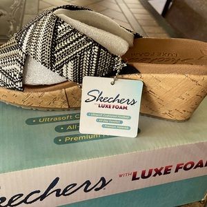 Skechers Sandals BRAND NEW